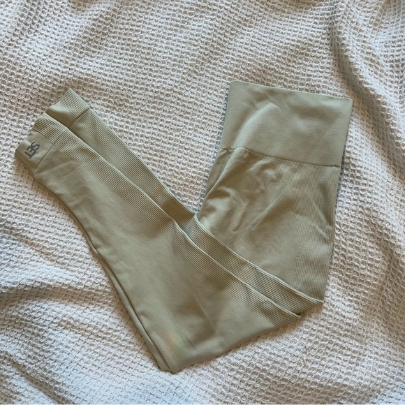 Set Active Sculptflex Power Leggings Womens size medium in Oatmilk cream - Picture 4 of 10